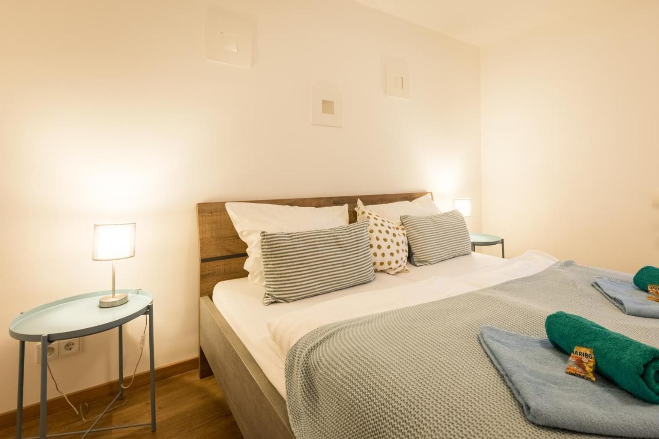Arbio I Cozy Apartments Augsburg-Lechhausen ภายนอก รูปภาพ